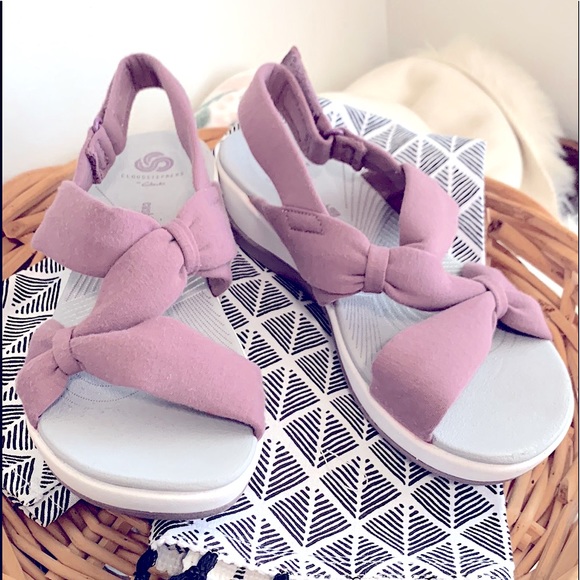 »-Clarks-»Cloudstepper Adjust Strappy Cloth Sandal Platform OpenToe Soft Cushion - Picture 9 of 16